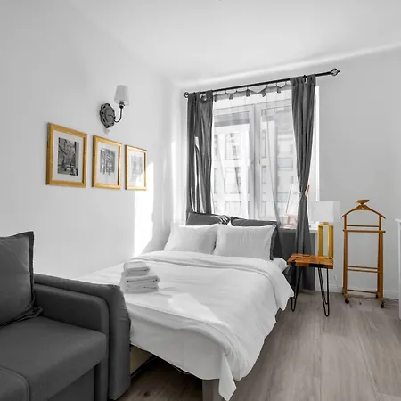 Scandi Sun Chmielna 73c