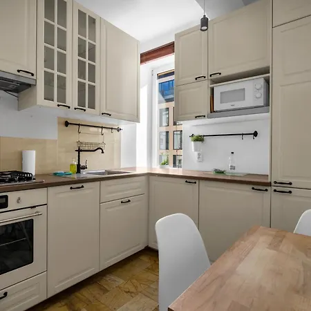 Scandi Sun Chmielna 73c Apartment
